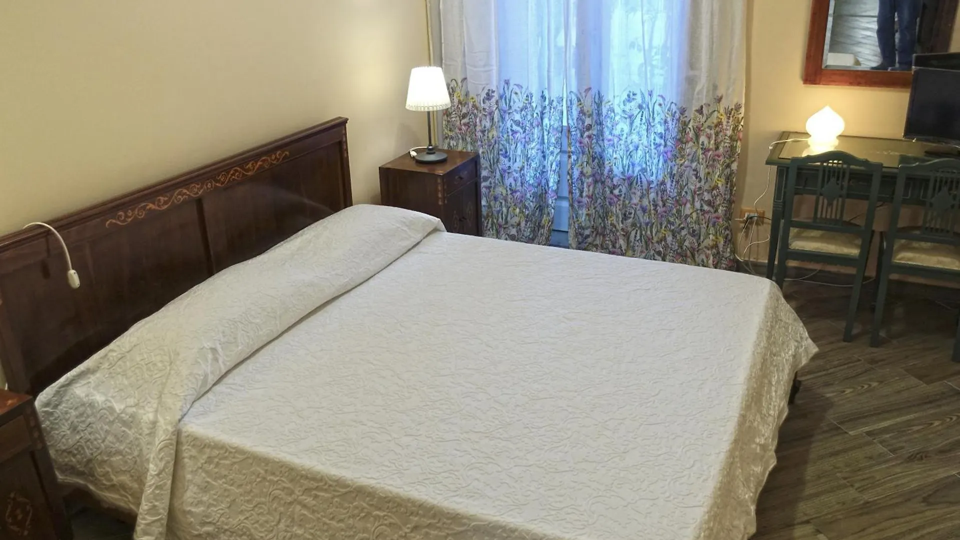 Inn Liberty Giarre 3*,  Italie