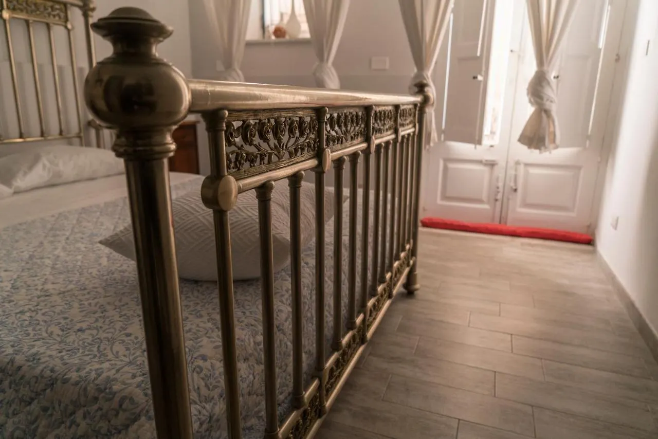 Couette-café Inn Liberty Giarre